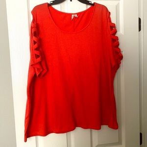 Gorgeous lattice sleeve top in size 22/24